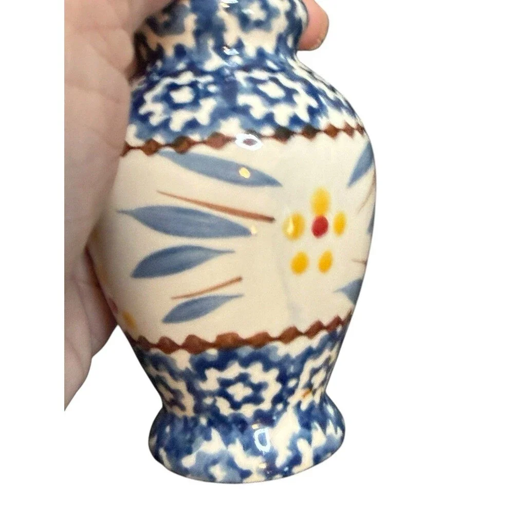 Cute Country Cottage Salt & Pepper Shaker Set Blue Speckled 3 1/2